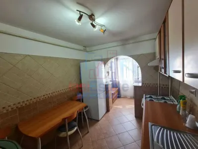 Apartment with 1 bedrooms for rent 32 sqm in Iasi, Podul de Fier area - foto 3