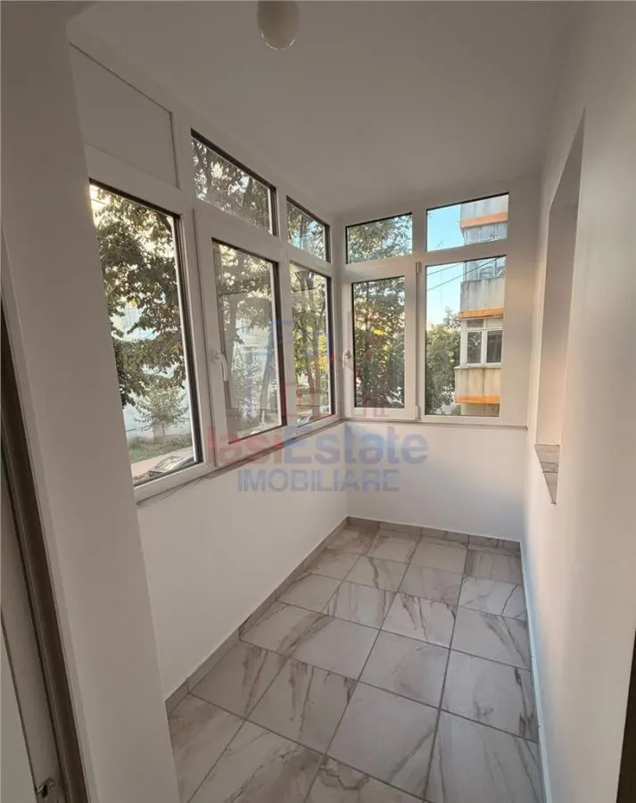 Apartament 2 camere decomandat, 53 mp, Nicolina - Etaj 1, renovat si mobilat - foto 6