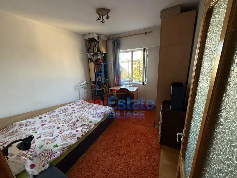 Apartment with 3 bedrooms for sale 73 sqm in Iasi, Podu Ros area - foto 4