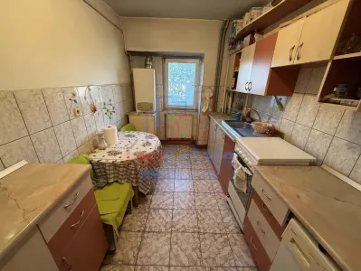 Apartment with 3 bedrooms for sale 73 sqm in Iasi, Podu Ros area - foto 6