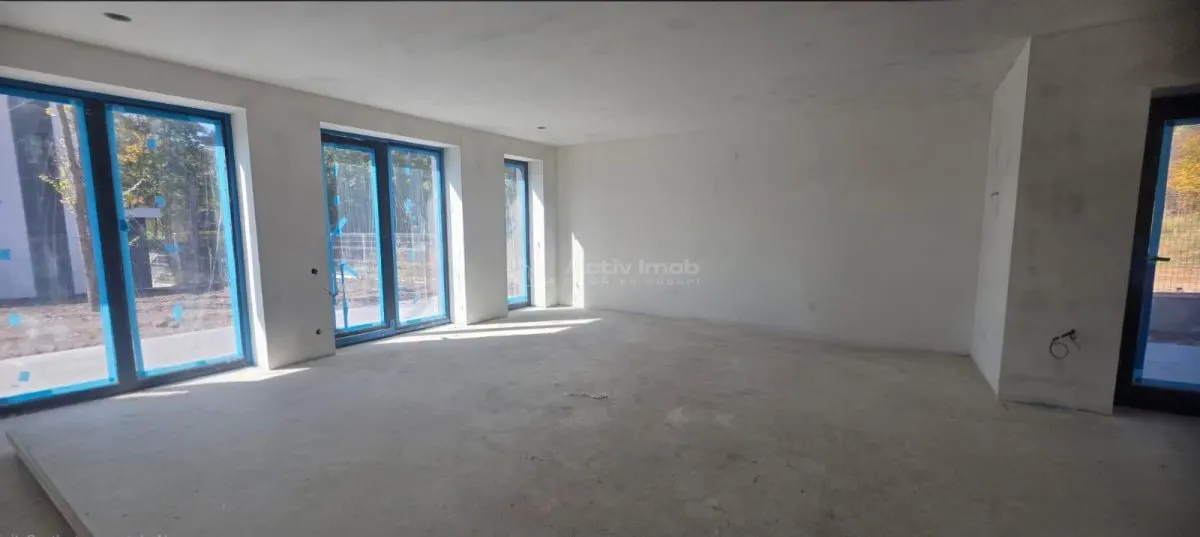 House / villa for sale 250 sqm in Valea Voievozilor - foto 6