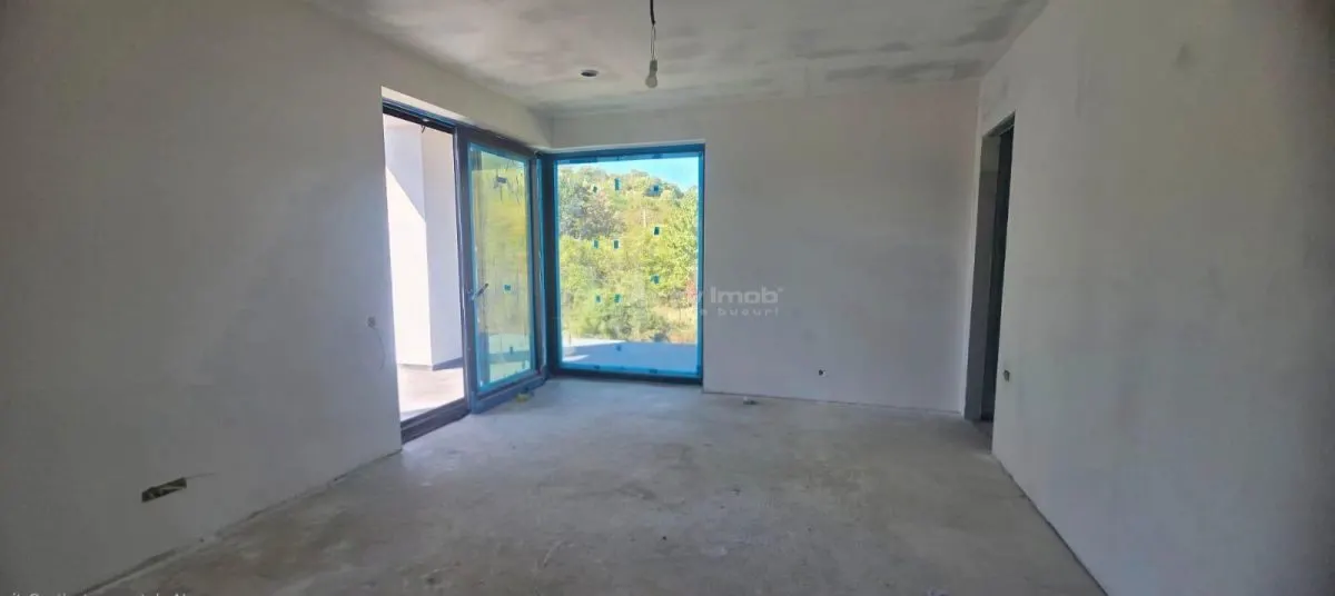 House / villa for sale 250 sqm in Valea Voievozilor - foto 7