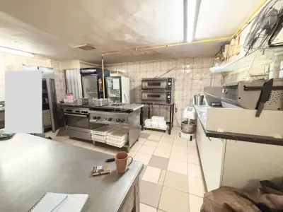 Spatiu comercial autorizat alimentatie publica - dotat și utilat complect - Bulevardul Decebal - foto 11