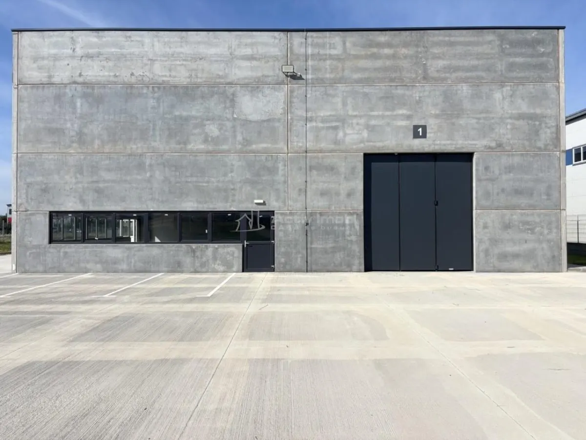 Naves Industriales en Alquiler – Oradea, junto a Parque Industrial I - foto 1