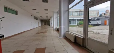 Commercial space for rent in Resita, Govandari area - foto 5