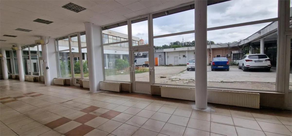 Commercial space for rent in Resita, Govandari area - foto 6