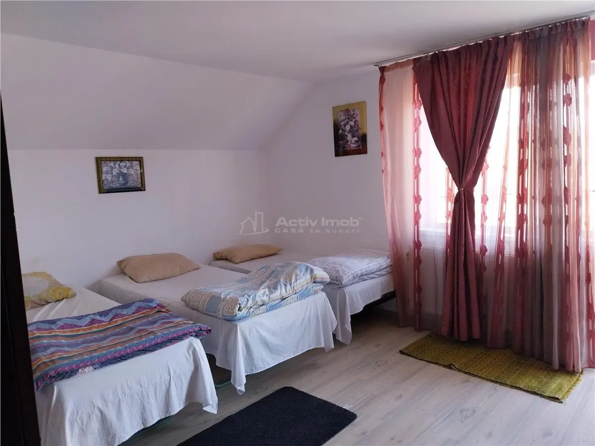 Casa de Alojamiento para Trabajadores en Vulcan, Brașov - foto 1