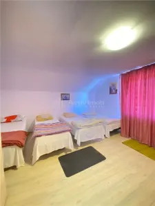 Casa de Alojamiento para Trabajadores en Vulcan, Brașov - foto 2