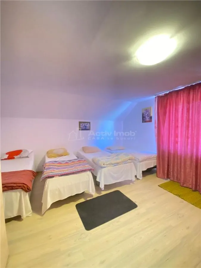 Casa de Alojamiento para Trabajadores en Vulcan, Brașov - foto 2