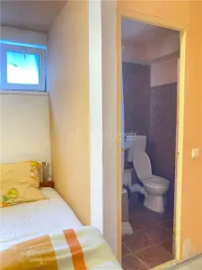 Casa de Alojamiento para Trabajadores en Vulcan, Brașov - foto 8