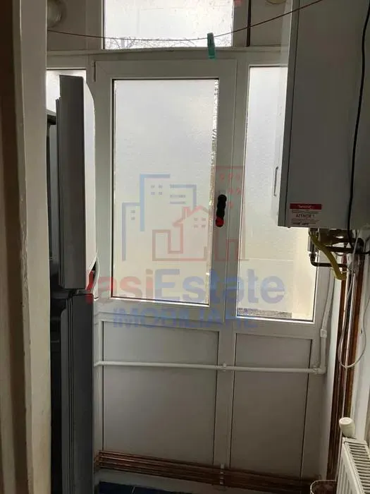 Apartment with 2 bedrooms for sale 35 sqm in Iasi, Podu Ros area - foto 4