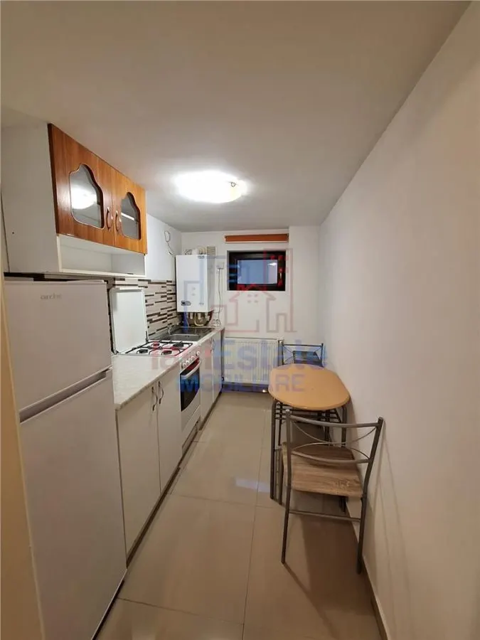 Apartament 2 camere decomandat Tatarasi str Valter Maracineanu - foto 2