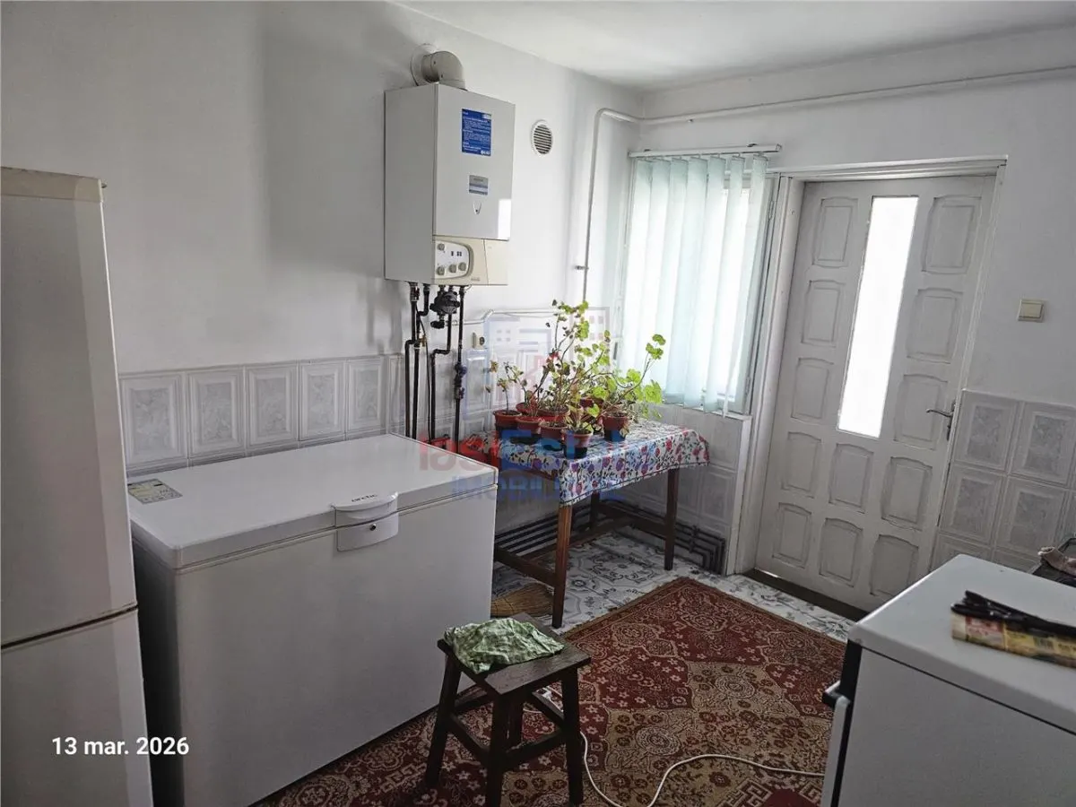 Podul de piatra Kaufland apartament cu 3 camere la casa - foto 5