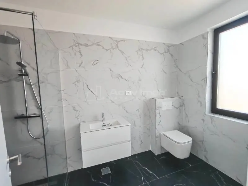 Venta - Villa Dúplex - Prelungirea Ghencea - Cartierul Latin - €235.000 IVA Incl. - foto 11