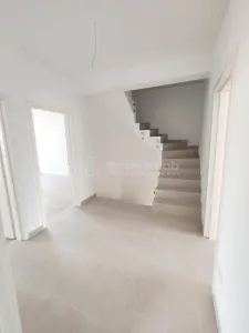 Venta - Villa Dúplex - Prelungirea Ghencea - Cartierul Latin - €235.000 IVA Incl. - foto 13