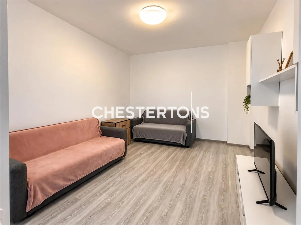 Apartamento de 2 Dormitorios Amueblado con Parking en Chiajna - foto 2