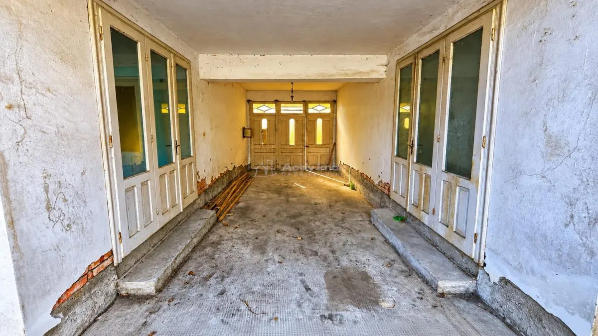 Comoraste | Villa P+1 | 12 Pièces | 944 sqm Terrain | Zéro Commission Acheteur - foto 14