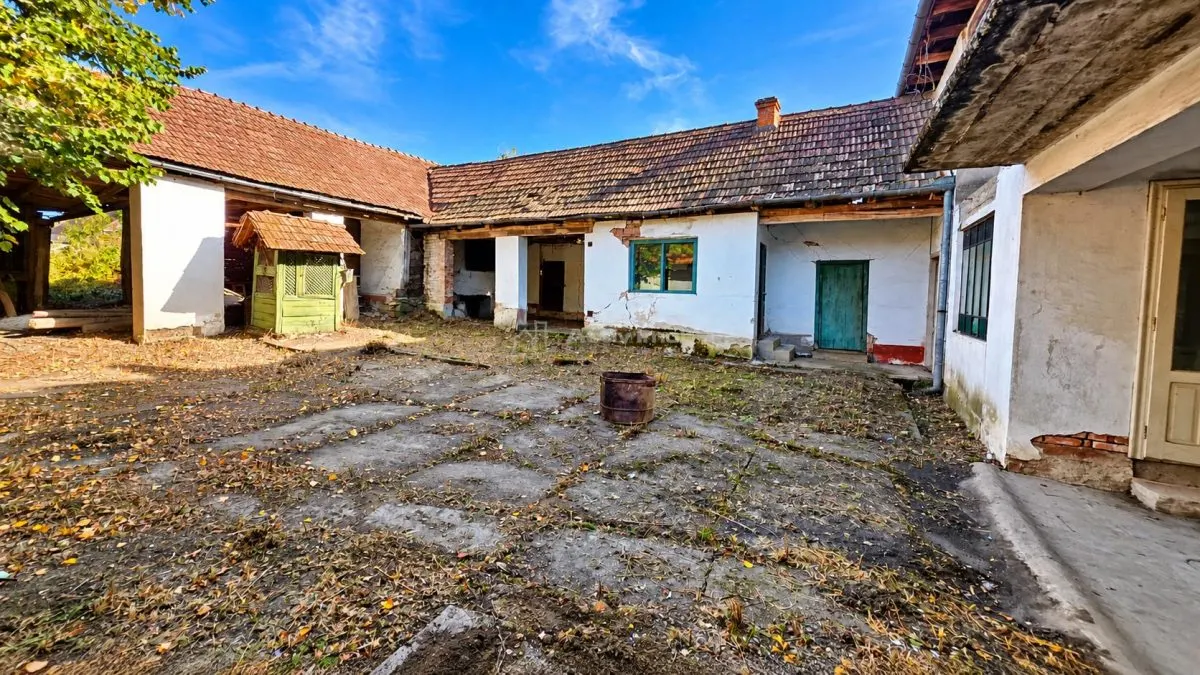 Comoraste | Villa P+1 | 12 Pièces | 944 sqm Terrain | Zéro Commission Acheteur - foto 10