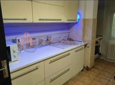 zona Podu de Piatra Apartament 3 camere - Iasi