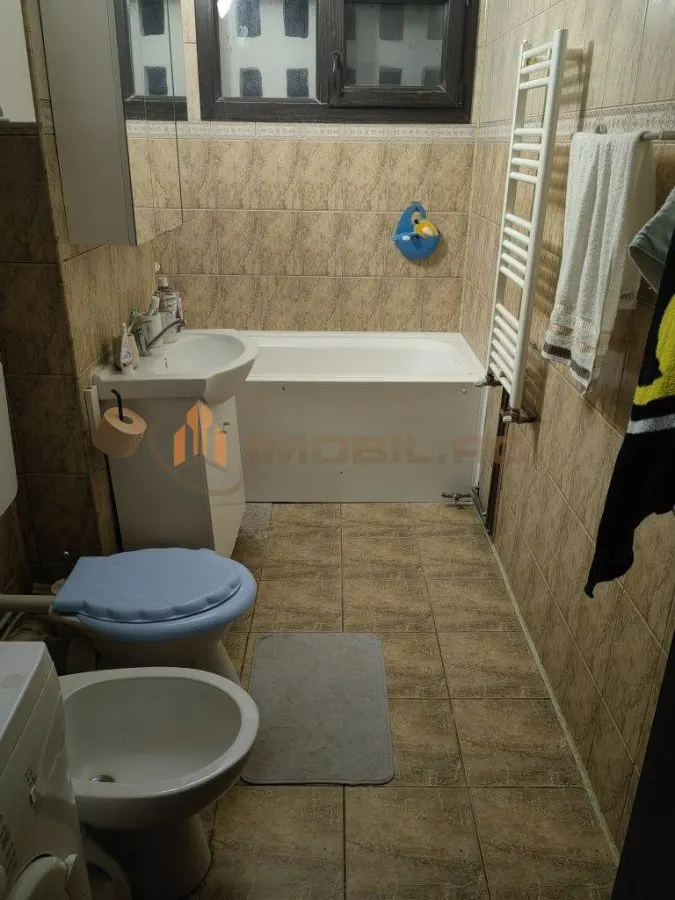 Appartement 3 Pièces, Podu de Piatra, Iaşi – Rez-de-chaussée avec Cour Privée - foto 11