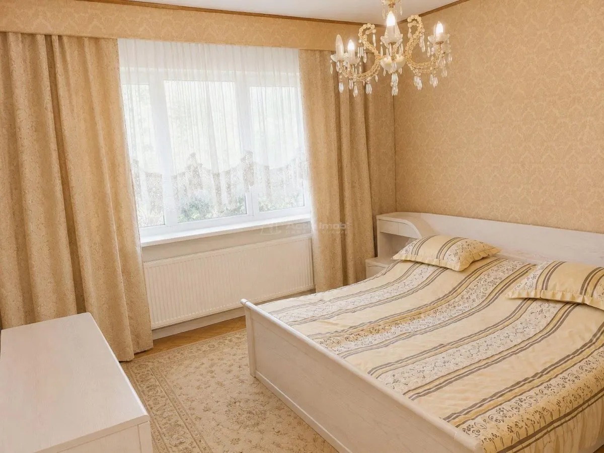 House / villa for sale 370 sqm in Baia Mare, Ferneziu area - foto 10