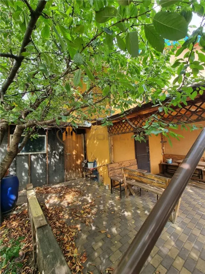 House / villa for sale 135 sqm in Iasi, Valea Adanca area - foto 14
