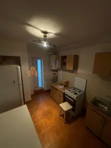 Dacia – Apartamento de Tres Dormitorios con Distribución Independiente - Iasi