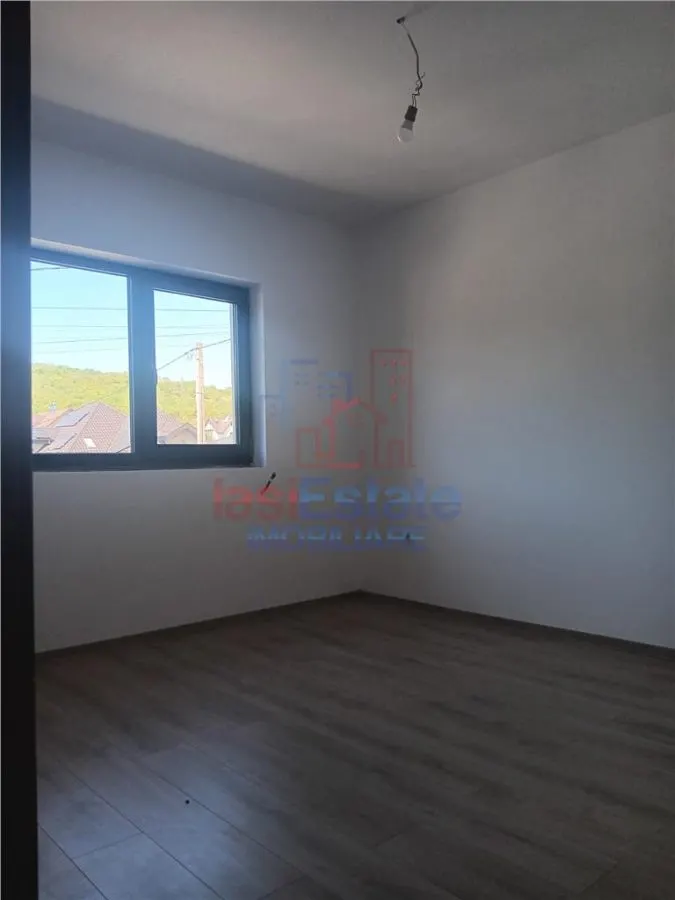 Visan CASA parter 4cam TEREN 400mp la str Principala mutare imediata - foto 7