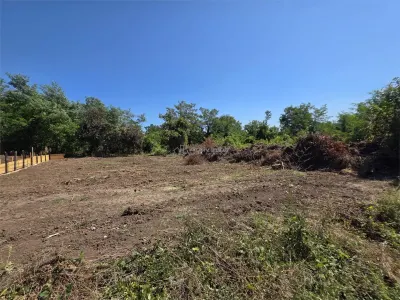 Terrain à Bâtir, 509 m², Façade de 30 m, Commune Vernesti - foto 4