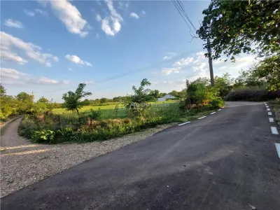 Terrain à Bâtir, 509 m², Façade de 30 m, Commune Vernesti - foto 9