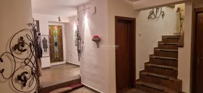 Villa Exclusive Resita | Sous-sol+RdC+Étage+Mansarde | 539m² Construit, 1205m² Terrain - foto 17