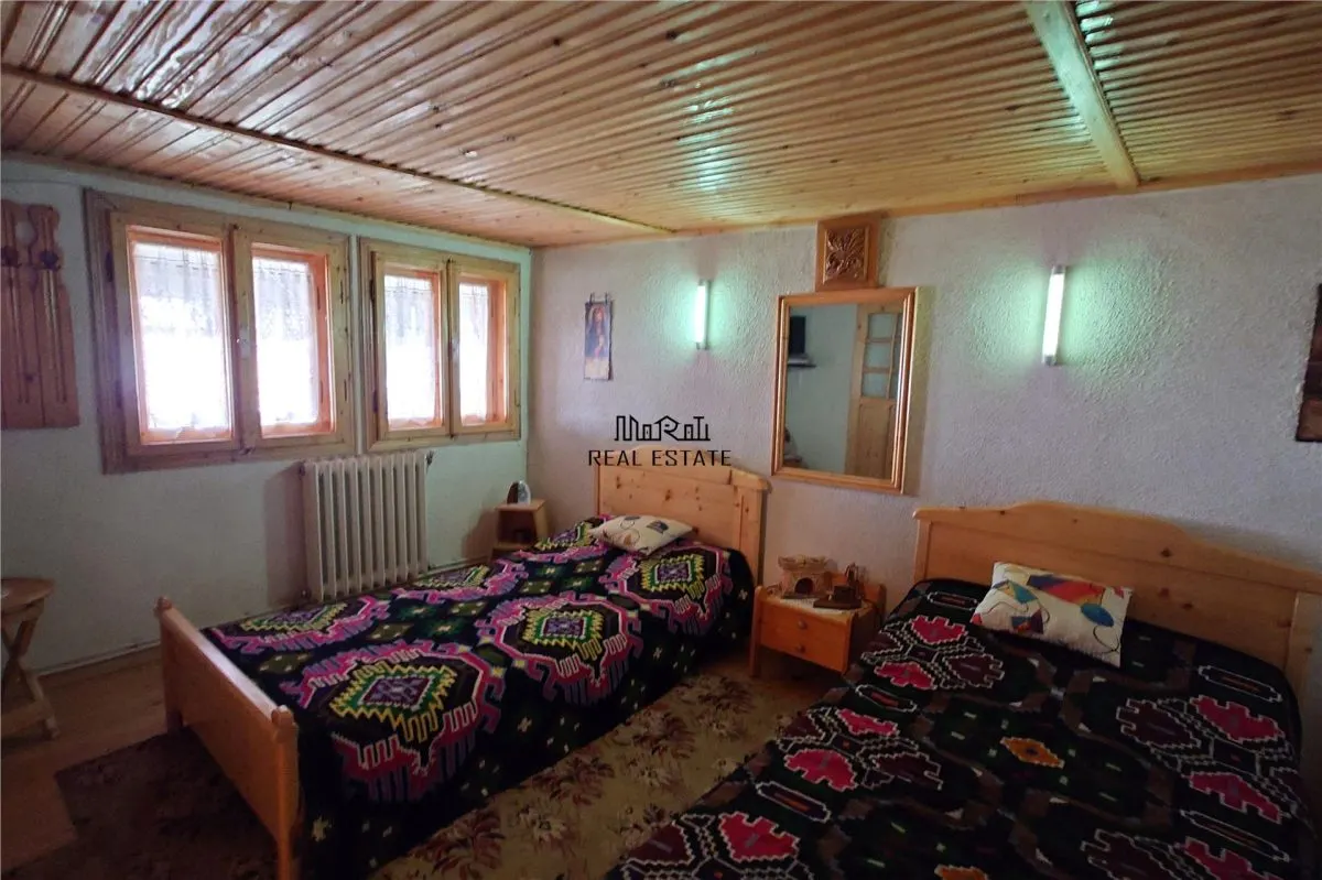Propriété Rurale Substantielle avec Terrains Généreux et Constructions Solides en Cadre Tranquille - foto 17