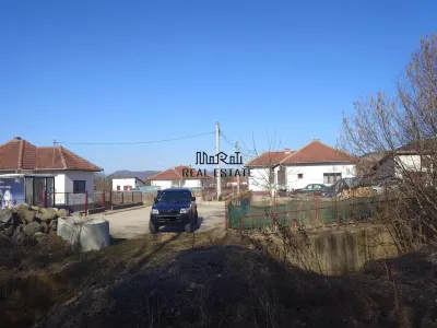 Teren intravilan la liziera padurii - foto 11