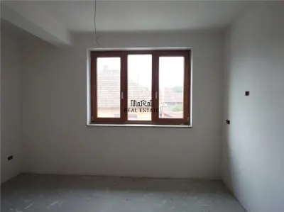 Immeuble Neuf Adapté à l'Hébergement ou Bureaux à Brad, Hunedoara - foto 5