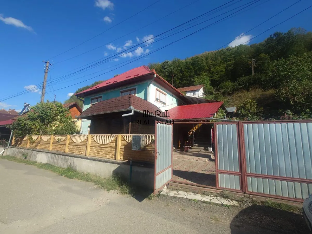 Maison et Terrain à Criscior - foto 1