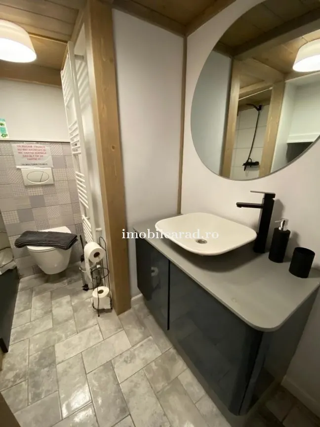 Apartamento ultracentral €60 por día, amueblado con estilo único junto al Ayuntamiento de Arad - foto 20