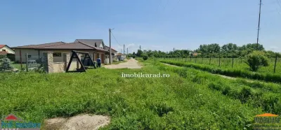 10,000 sqm Urban Land with Utilities, Fenced, Sanleani – Development Ready - foto 9