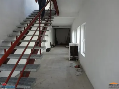 حظائر صناعية P+الطابق الأرضي للإيجار على الطريق الرئيسي بأراد - foto 12