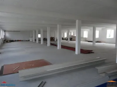 حظائر صناعية P+الطابق الأرضي للإيجار على الطريق الرئيسي بأراد - foto 9