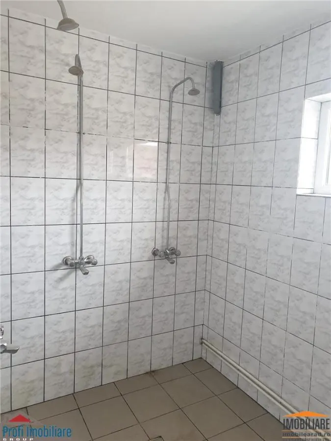 مستودع صناعي للإيجار – 590 م²، الطريق السريع A1، اتجاه تيميشوارا - foto 6