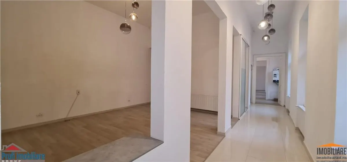 Spatiu 146mp pt. birouri, ultracentral vizavi de Primaria Arad - foto 2