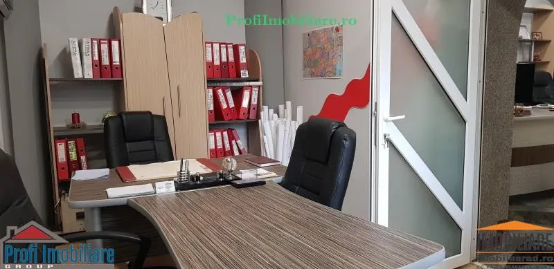 Ultra-Central Commercial Space for Offices, Salon or Practice in Arad - foto 13