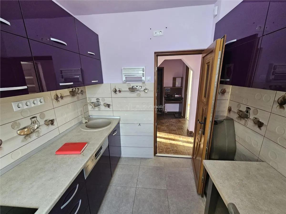 Apartment with 2 bedrooms for sale 54 sqm in Resita, Micro I area - foto 18
