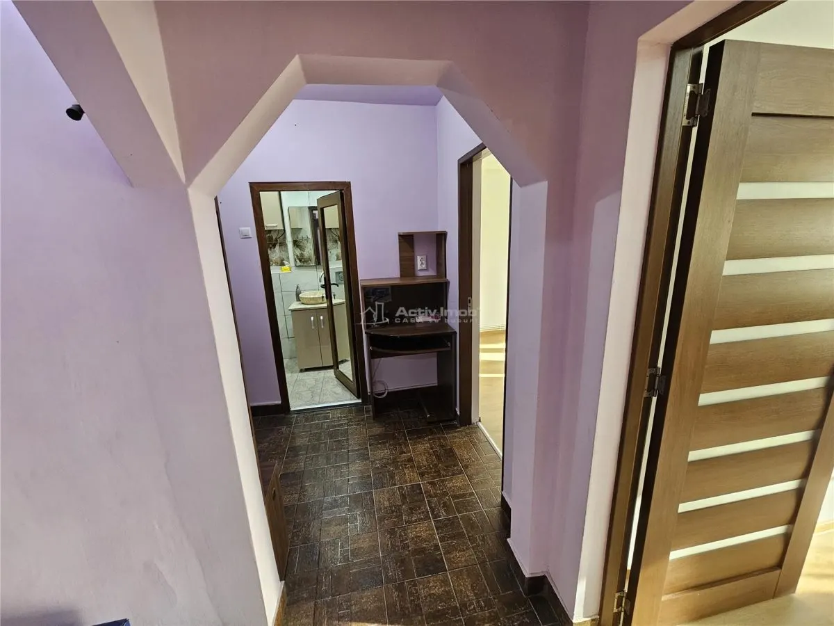 Apartment with 2 bedrooms for sale 54 sqm in Resita, Micro I area - foto 21