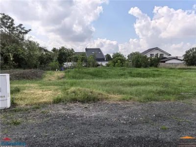 404 sqm Plot with Full Utilities – Residential Land in Gai, Arad - foto 2
