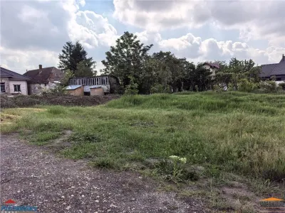 404 sqm Plot with Full Utilities – Residential Land in Gai, Arad - foto 3