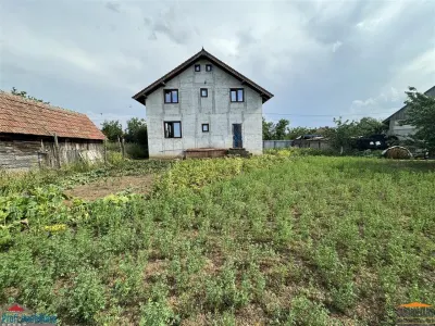 Casa noua cu 6 camere in SAGU la principala - jud. Arad - foto 7