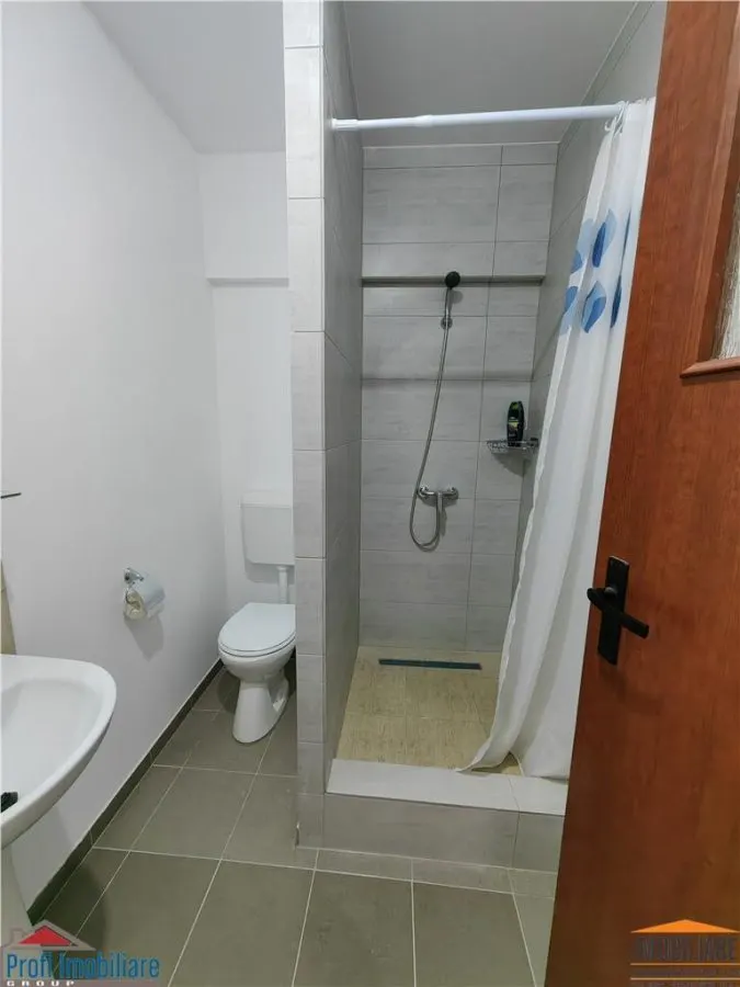 Offices, Residential & Business - Arad | 40 Beds | New Furnishings | Aradul Nou | €185,000 - foto 2