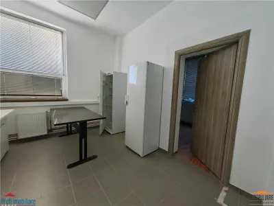 Offices, Residential & Business - Arad | 40 Beds | New Furnishings | Aradul Nou | €185,000 - foto 5