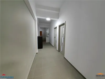 Offices, Residential & Business - Arad | 40 Beds | New Furnishings | Aradul Nou | €185,000 - foto 10
